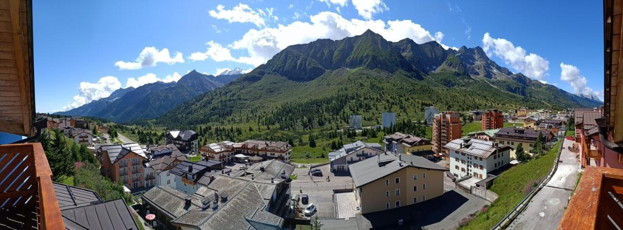 Hotel Cielo Blu Passo del Tonale Extérieur photo