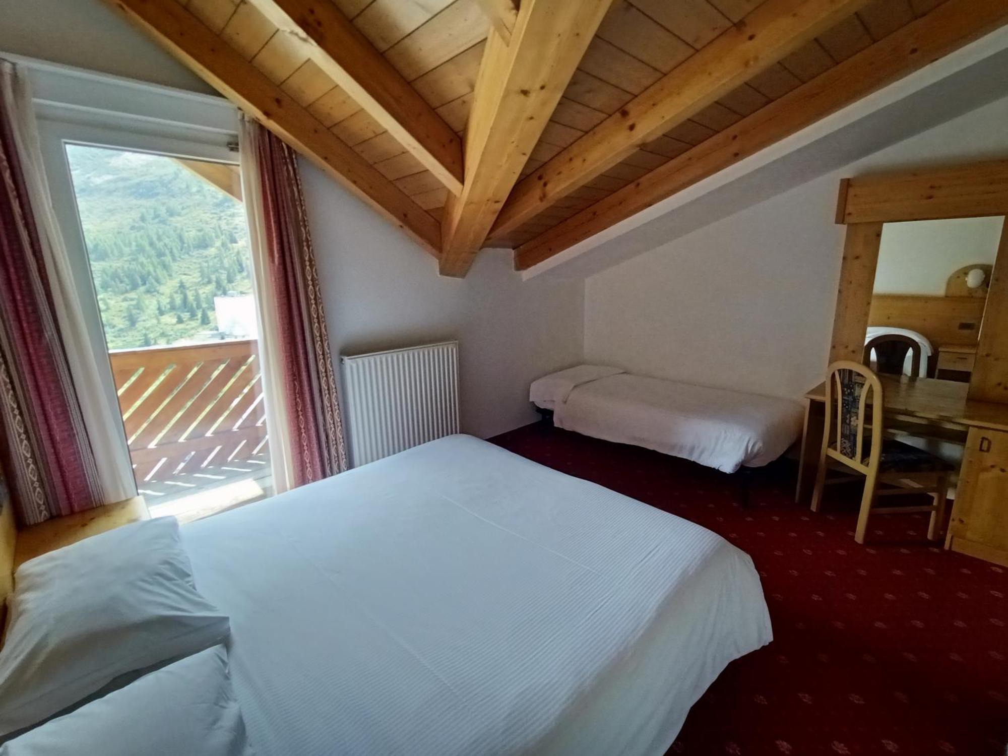 Hotel Cielo Blu Passo del Tonale Extérieur photo